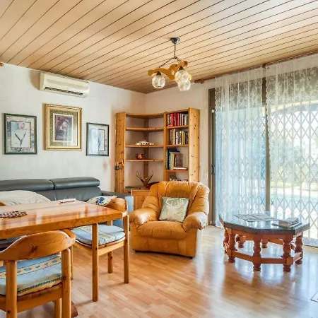 Exotic In Coma-ruga With Private Swimming Pool * El Vendrell