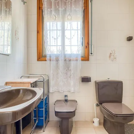 Villa Exotic In Coma-ruga With Private Swimming Pool *